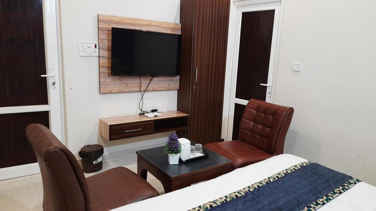 Hotel Ventures Inn أمريتسار المظهر الخارجي الصورة