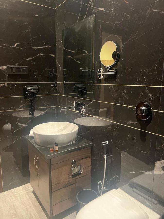 Hotel Ventures Inn أمريتسار المظهر الخارجي الصورة