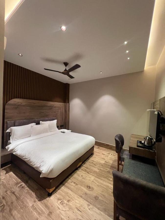 Hotel Ventures Inn أمريتسار المظهر الخارجي الصورة
